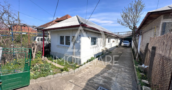 Vânzare casă + teren 1500 mp situată în Târgu-Jiu, Bld Ecaterina
