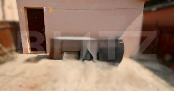 Casa , 40 mp+ 16 mp anexa-3 camere , 130 mp de teren, Nicoli