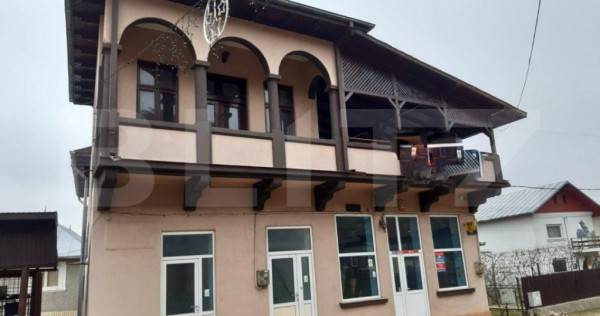 Spatiu Comercial cu apartament de 2 camere la etaj 300mp, Be