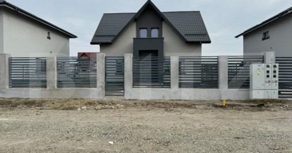 Casă semi-finisată P + M, 110 mp utili, teren 339 mp, Piel