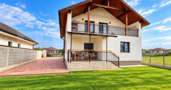 Casa individuala cu 4 camere, 2 terase, 189mp, 2 balcoane