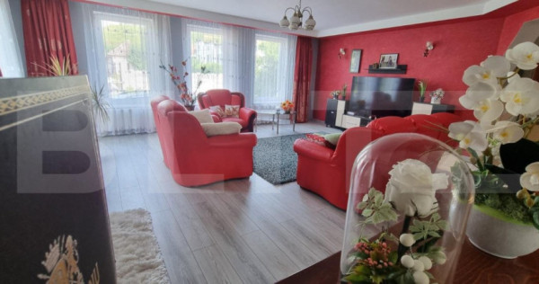 Casa de vanzare, 260mp, teren, 1000 mp, zona Unirea