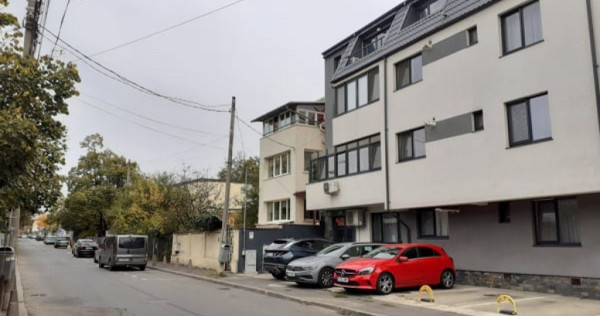 Brancoveanu bloc tip vila apartament