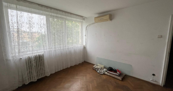 Apartament 3 camere | Stefan Cel Mare | Balcon |