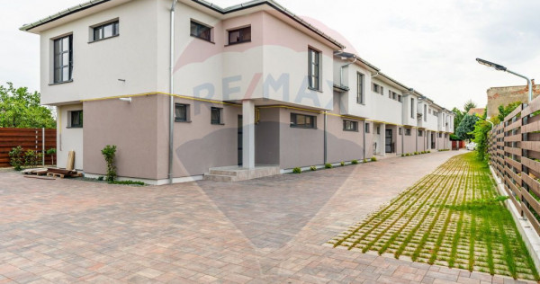 Casa &icirc;ntr-un complex nou de 6 case &icirc;nșiruite, 4 camere...