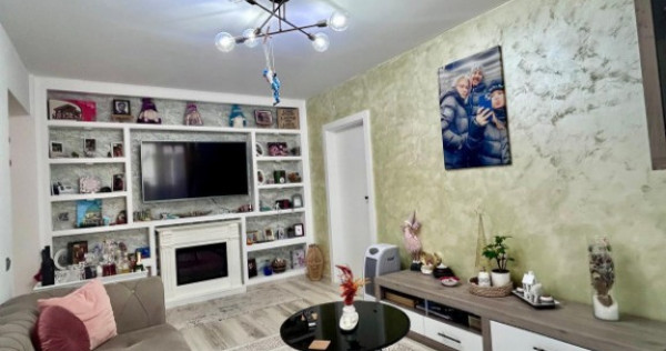 Apartament 3 camere decomandate ansamblu New City Cetatii