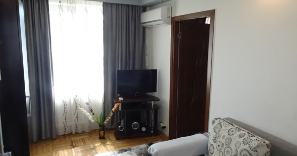 Vand apartament 2 camere semidecomandat in Deva, zona Dacia, mobilat