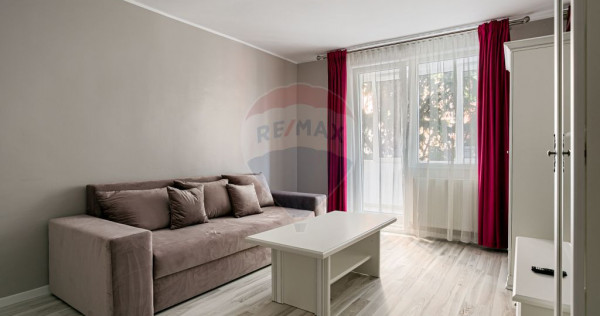 Apartament 3 camere, zona Traian-Boul Rosu, Prima Inchiriere