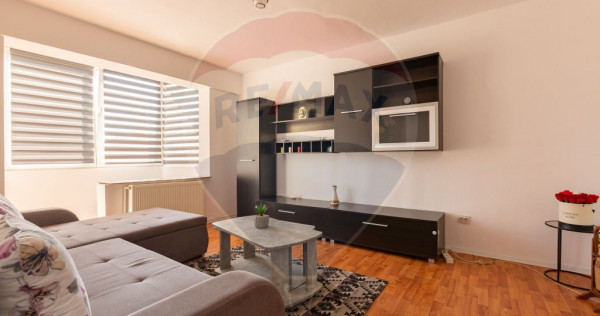 Apartament 3 camere etaj 1 cartier Dupa Zid Medias