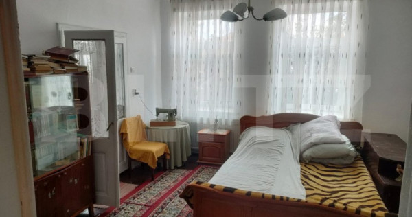 Casa cu 4 camere, 110mp, centru Mihaileni