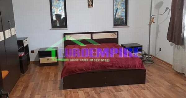 Apartament 3 camere de inchiriat zona Anda