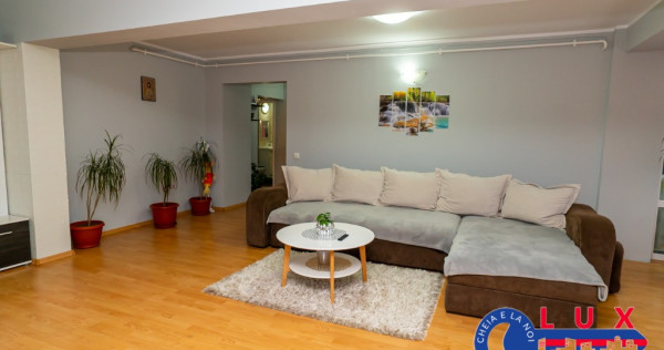 ID 3559 Apartament cu 3 camere - 100 mp - DE VANZARE