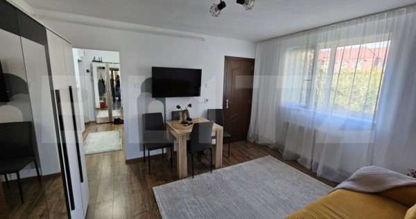 Apartament, 2 camere, zona Decebal