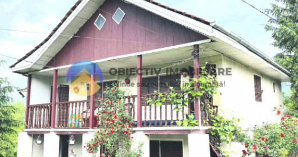 CASA cu etaj comuna ALEXANDRU CEL BUN - VADURELE