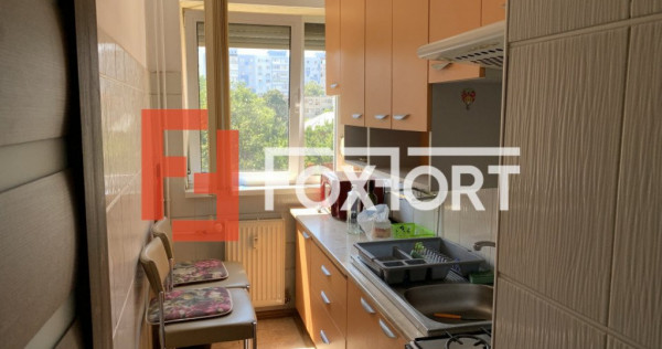 Apartament cu 2 camere, etaj 3 - zona Dacia Iulius Mall