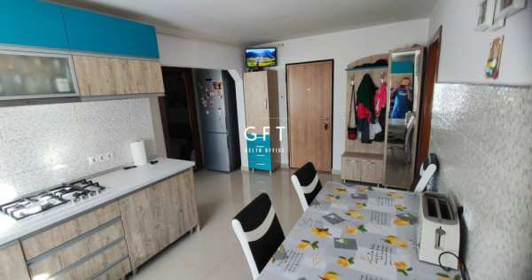 Apartament de vanzare, 3 camere, Independetei