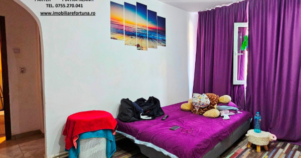 Apartament 3 camere,etaj 2, zona Maratei