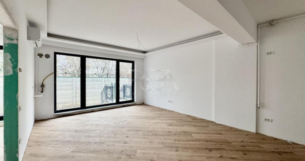 3 camere luminos cu gradina Ultracentral