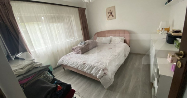 Apartament cu 4 camere zona Bradet