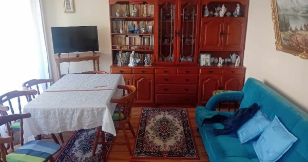 Apartament 2 Camere centru Orhei V-uri 69mp et. 1 decomandat centrala