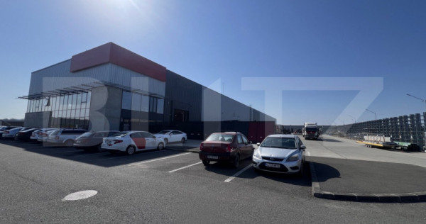 Hala cu pod rulant, cladire admininstrativa. Top!