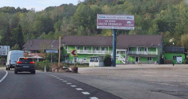 Pensiune si restaurant la DN7/E81, teren 4ha