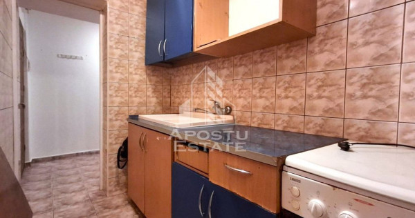 Apartament 2 camere semidecomandat in zona Fortuna