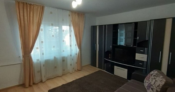 Se inchiriaza apartament cu 2 camere in zona Universitatii