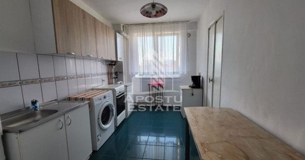 Apartament 3 camere, etaj intermediar, in zona Ultracentr...