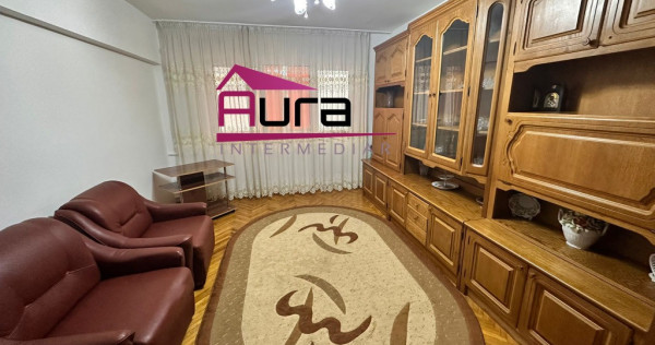 Apartament 3 camere zona Piata Noua