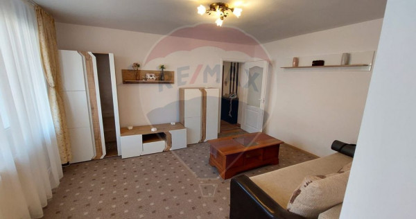 Apartament cu 3 camere de vânzare în zona Nord