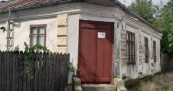 Casa 110mp, 5 camere, teren 2388mp, Dolj, Valea Stanciului, 20.000euro