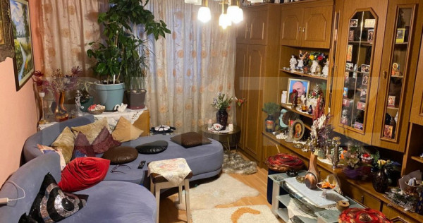 Apartament cu 2 camere, decomandat, 50 mp, zona Micro 15