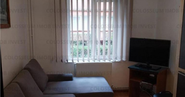 Apartament cu 3 camere, decomandat - zona Astra