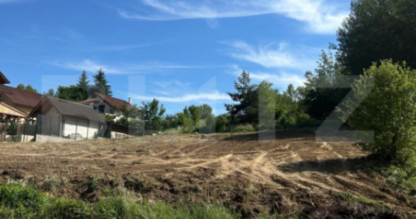Teren intravilan 391 mp, Podul Jelnei