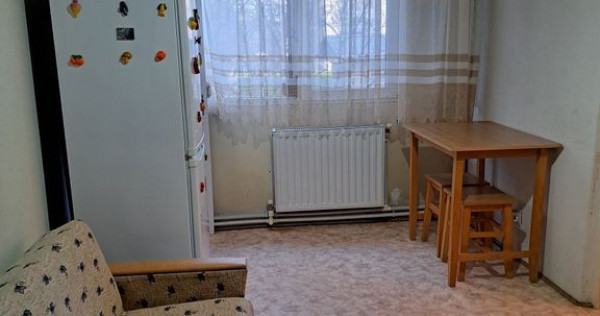 Apartament 2 camere, Micro 40,et 1,liber,la strada princi...