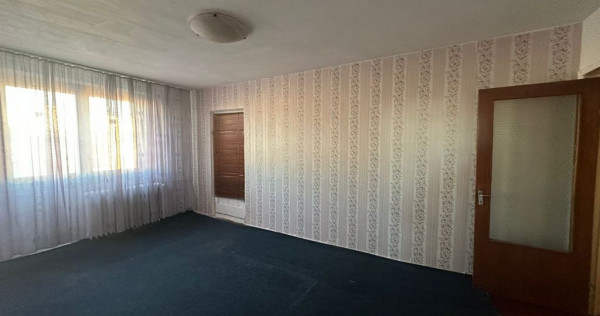 Apartament 4 camere DECOMANDAT Piata Sudului