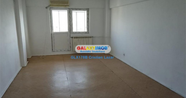 Apartament 3 camere Podul Grant