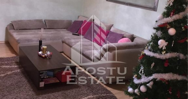 Apartament 3 camere deosebit,decomandat,zona Take Ionescu