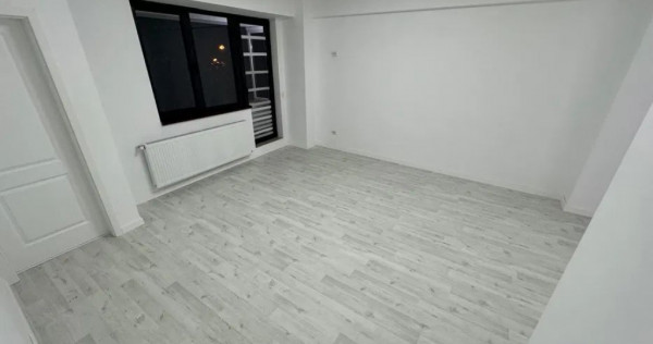 Apartament de 2 camere nou renovat zona Damaroaia - Lagoo...