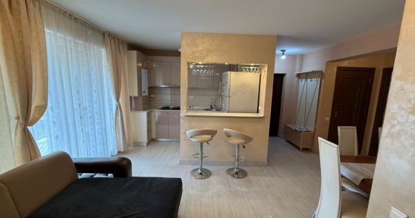 Apartament 3 camere semidecomandat zona Eroilor