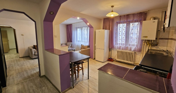 Apartament 2 camere, zona Gojdu