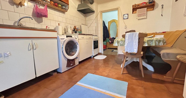 Apartament decomandat, 3 camere, 2 bai, Astra - Paraului!