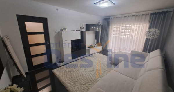 GALATA, Apartament 3 camere DECOMANDAT, 70 mp