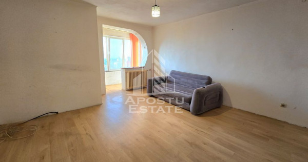 Apartament cu o camera ideal pentru investitie, zona Circ...