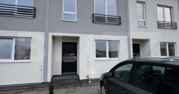 Casă &icirc;nșiruită cu 3 camere, zona Ampoi 3