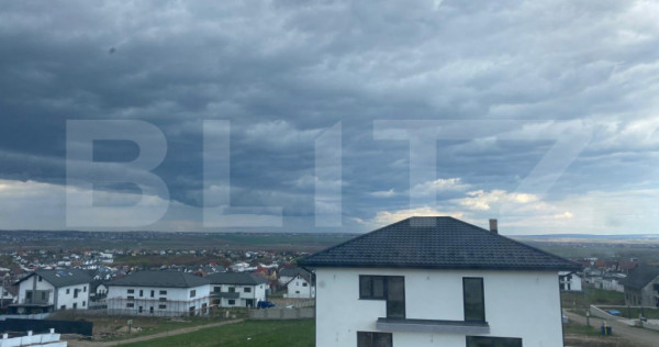 Duplex de vanzare, cu 4 camere, 112 mp util, 260 mp teren, z