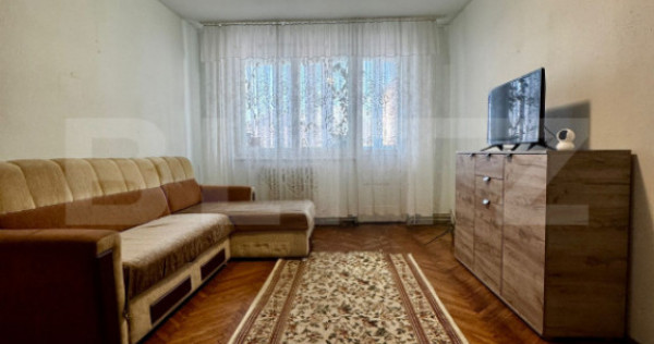 Apartament de vazare, cu 4 camere, 90 mp + balcoane, zona La