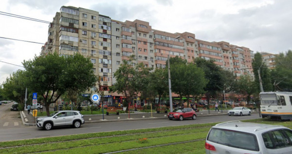 SE VINDE APARTAMENT RENOVAT 3 CAMERE DECOMANDAT IN Liberty-S