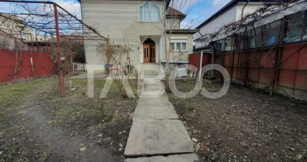 Casa 5 camere 374 mp utili + Anexa 75 mp in punctul 0 al Fag